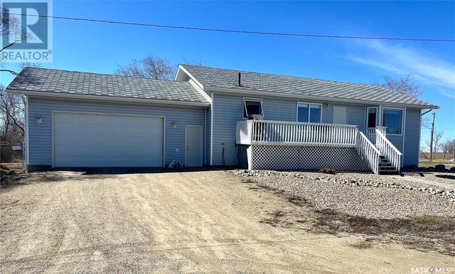 516 Brownlee Street, House detached with 5 bedrooms, 3 bathrooms and null parking in Morse SK | Image 1