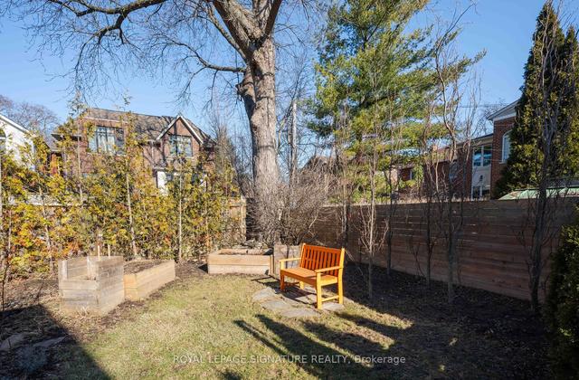 2 Richlea Circ, House detached with 3 bedrooms, 2 bathrooms and 4.5 parking in Toronto ON | Image 24