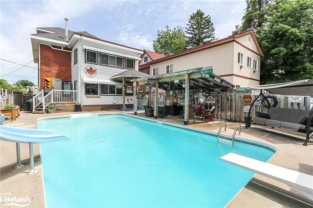 390 King Street, House detached with 3 bedrooms, 2 bathrooms and 8 parking in Midland ON | Image 37