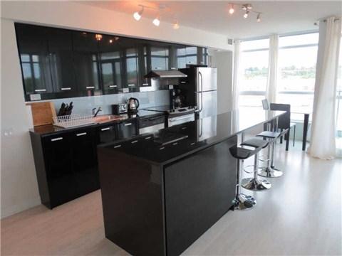 702 - 15 Singer Crt, Condo with 2 bedrooms, 2 bathrooms and 1 parking in Toronto ON | Image 11