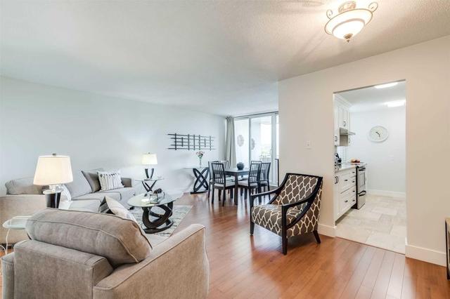 701 - 1415 Ghent Ave, Condo with 2 bedrooms, 1 bathrooms and 1 parking in Burlington ON | Image 5