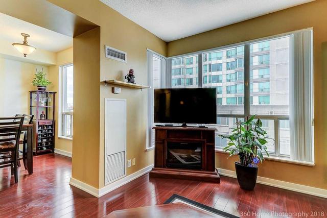 Th306 - 36 Lee Centre Dr, Townhouse with 2 bedrooms, 2 bathrooms and 1 parking in Toronto ON | Image 9