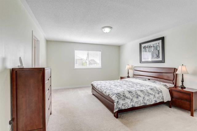 12 Tamarind Vale Cres, House detached with 5 bedrooms, 3 bathrooms and 6 parking in Brampton ON | Image 14