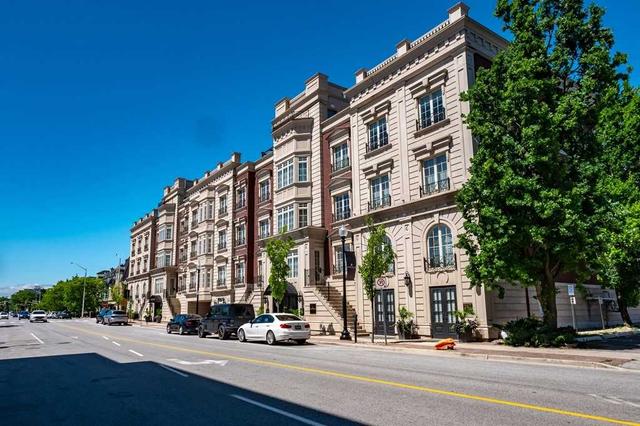204 - 261 Church St, Condo with 2 bedrooms, 4 bathrooms and 2 parking in Oakville ON | Image 1