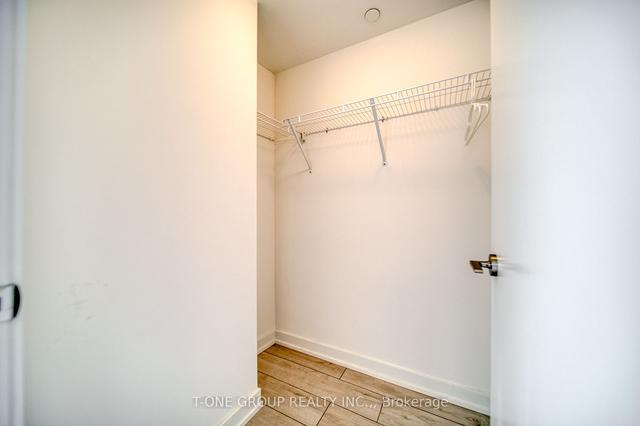 722 - 2033 Kennedy Rd, Condo with 3 bedrooms, 2 bathrooms and 1 parking in Toronto ON | Image 15