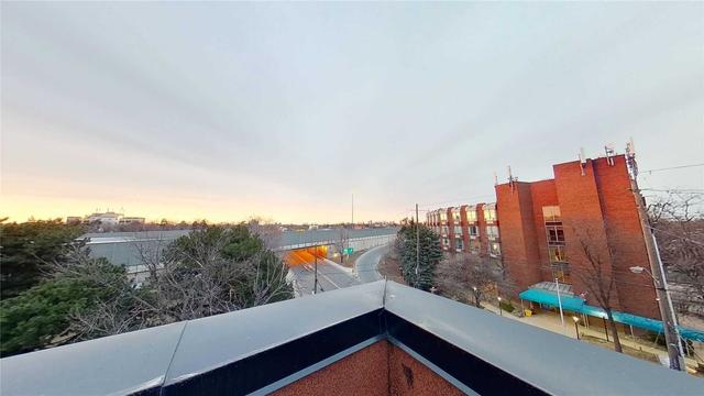 3706 Bathurst St, House attached with 4 bedrooms, 3 bathrooms and 1 parking in Toronto ON | Image 20