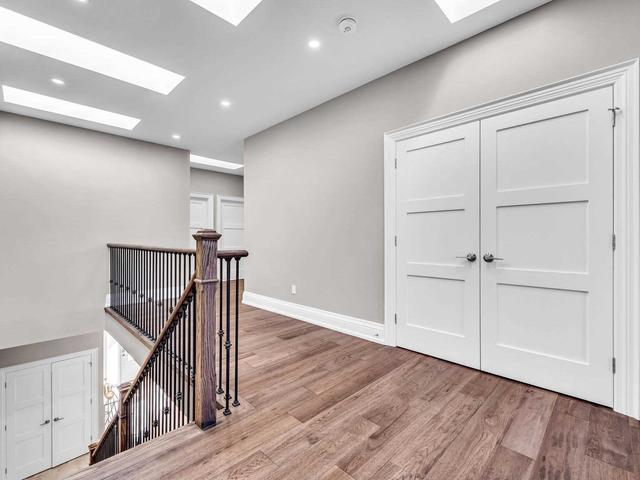 418 Rimilton Ave, House detached with 4 bedrooms, 3 bathrooms and 2 parking in Toronto ON | Image 17