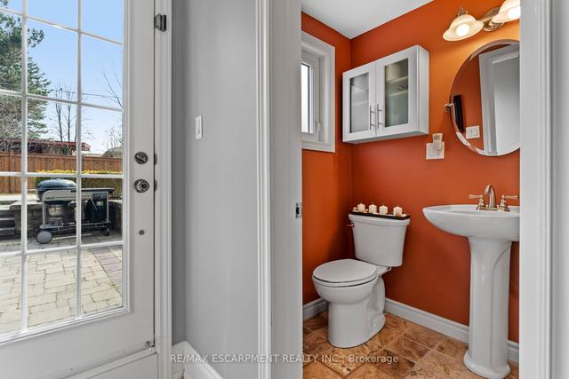 3406 Spruce Ave, House detached with 3 bedrooms, 2 bathrooms and 4 parking in Burlington ON | Image 17