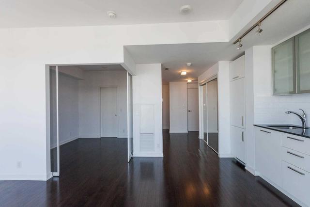 6312 - 14 York St, Condo with 1 bedrooms, 1 bathrooms and 1 parking in Toronto ON | Image 33