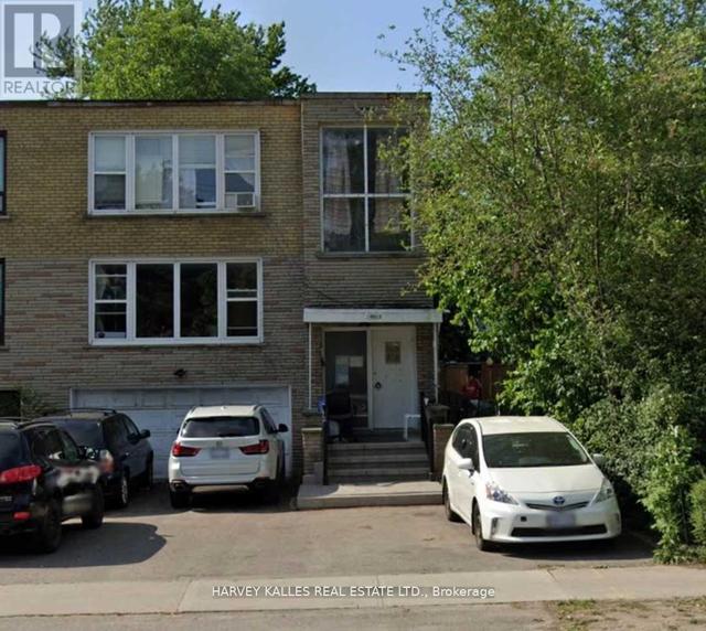 435 Wilson Ave, House detached with 6 bedrooms, 3 bathrooms and 8 parking in Toronto ON | Image 1