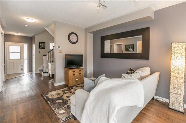 80 Gunning Cres, House attached with 3 bedrooms, 3 bathrooms and 2 parking in New Tecumseth ON | Image 5