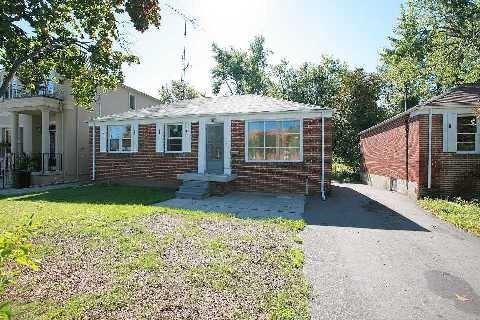 253 Ellerslie Ave, House detached with 3 bedrooms, 1 bathrooms and 4 parking in Toronto ON | Image 1