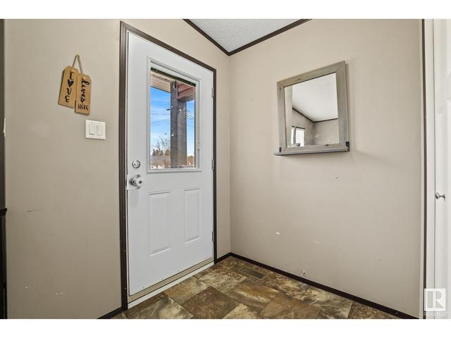 5407 45 St, House other with 3 bedrooms, 2 bathrooms and null parking in Redwater AB | Image 7