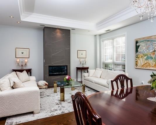 th6 - 21 Burkebrook Pl, Townhouse with 3 bedrooms, 3 bathrooms and 2 parking in Toronto ON | Image 3