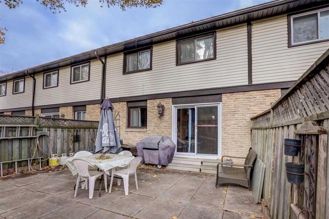 13 - 93 Hansen Rd N, Townhouse with 3 bedrooms, 2 bathrooms and 1 parking in Brampton ON | Image 17