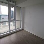 2004 - 30 Nelson St E, Condo with 2 bedrooms, 2 bathrooms and 1 parking in Toronto ON | Image 6