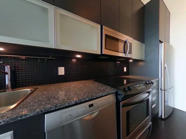 330 - 380 Macpherson Ave, Condo with 1 bedrooms, 1 bathrooms and 0 parking in Toronto ON | Image 19