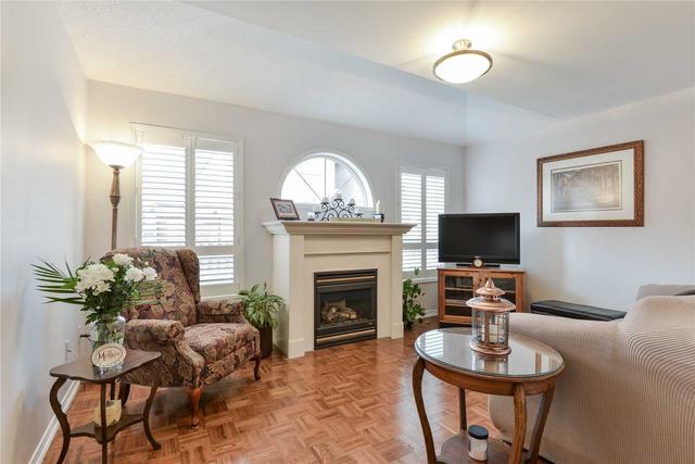 186 Hawkview Blvd, House attached with 3 bedrooms, 3 bathrooms and 3 parking in Vaughan ON | Image 21