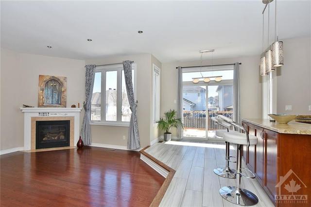 44 Penrith Street, House detached with 5 bedrooms, 4 bathrooms and 4 parking in Ottawa ON | Image 5