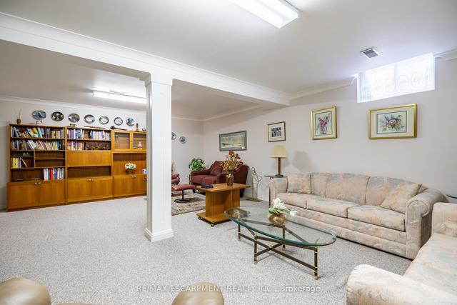 51 Longyear Dr, House detached with 4 bedrooms, 3 bathrooms and 4 parking in Hamilton ON | Image 22