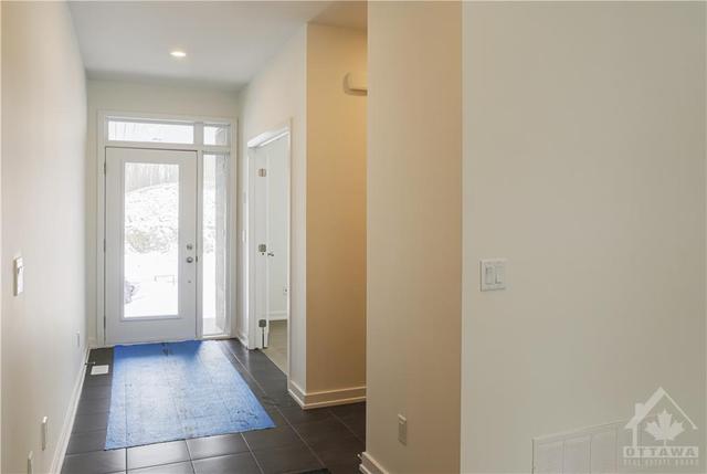 1112 Blanding Street, House detached with 4 bedrooms, 5 bathrooms and 4 parking in Ottawa ON | Image 3
