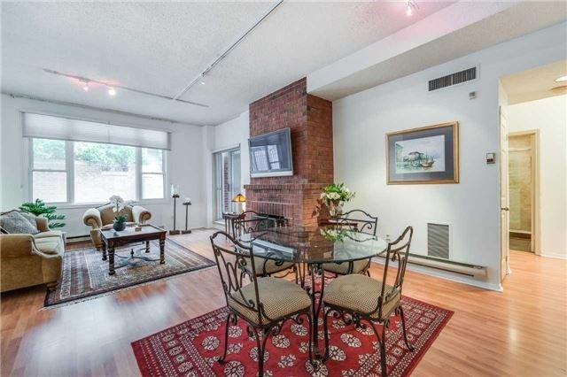 42 Irwin Ave, Townhouse with 2 bedrooms, 2 bathrooms and null parking in Toronto ON | Image 6