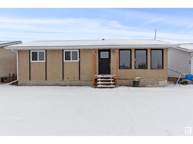 4851 48 Av, House detached with 5 bedrooms, 2 bathrooms and null parking in Chipman AB | Image 1
