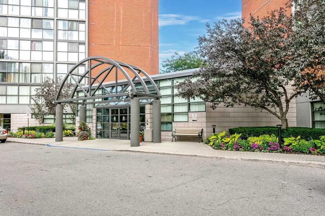918 - 4185 Shipp Dr, Condo with 2 bedrooms, 2 bathrooms and 1 parking in Mississauga ON | Image 16