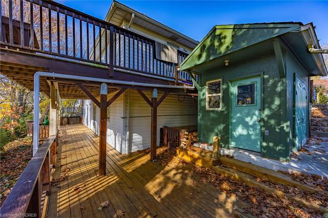 Family Room with Walkout to the Back Deck | Image 32