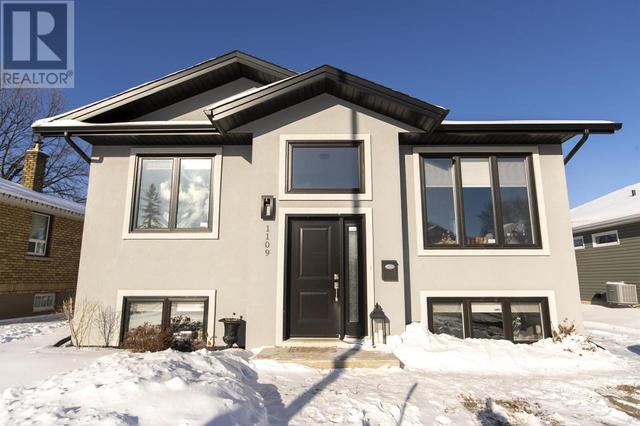 1109 Frederica St W, House detached with 4 bedrooms, 2 bathrooms and null parking in Thunder Bay ON | Image 49