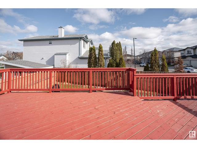 2210 37a Avenue Nw Nw, House detached with 5 bedrooms, 3 bathrooms and 5 parking in Edmonton AB | Image 30