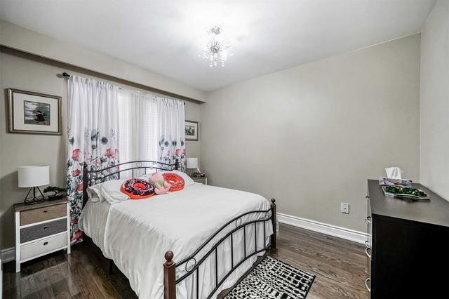 4 Elmpark Crt, House detached with 4 bedrooms, 4 bathrooms and 4 parking in Brampton ON | Image 21