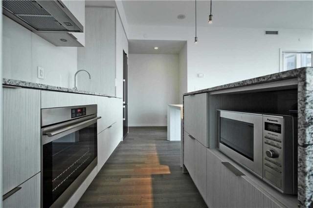 1101 - 1 Bloor St E, Condo with 2 bedrooms, 2 bathrooms and 1 parking in Toronto ON | Image 11