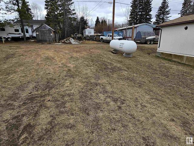5205 45 St, House detached with 3 bedrooms, 2 bathrooms and null parking in Brazeau County AB | Image 19