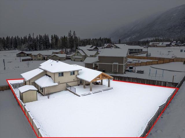 2311 Falcon Court, House detached with 3 bedrooms, 2 bathrooms and 5 parking in Sparwood BC | Image 74