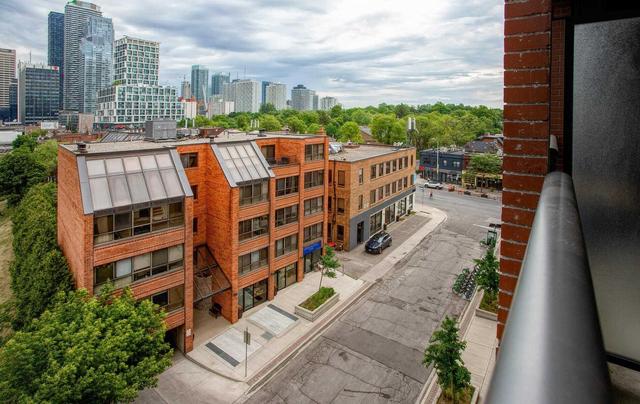 521 - 23 Glebe Rd W, Condo with 0 bedrooms, 1 bathrooms and 0 parking in Toronto ON | Image 5