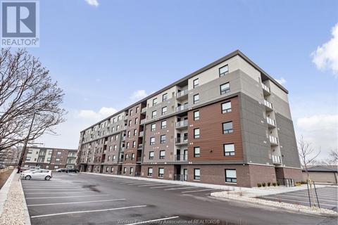 203 - 11870 Tecumseh Road East, Condo with 2 bedrooms, 2 bathrooms and null parking in Tecumseh ON | Card Image