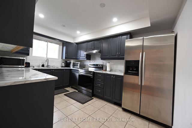 44 - 55 Maplebranch Path, Townhouse with 3 bedrooms, 3 bathrooms and 2 parking in Toronto ON | Image 27