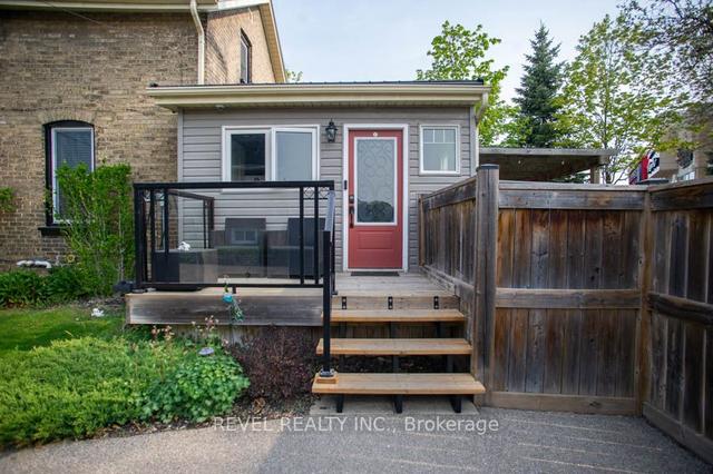 257 Clarence St, House detached with 3 bedrooms, 2 bathrooms and 5 parking in Brantford ON | Image 22