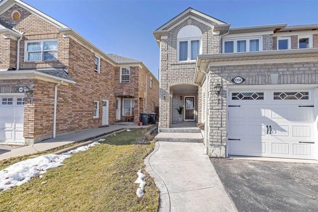 1356 Quest Circ, House semidetached with 3 bedrooms, 4 bathrooms and 5 parking in Mississauga ON | Image 1