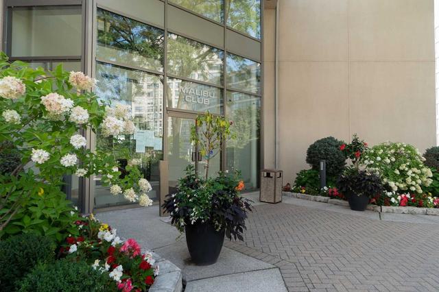 305 - 2261 Lake Shore Blvd W, Condo with 1 bedrooms, 2 bathrooms and 1 parking in Toronto ON | Image 28