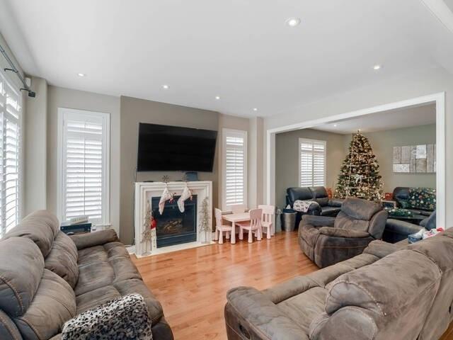 30 Lookout Crt, House detached with 4 bedrooms, 4 bathrooms and 6 parking in Halton Hills ON | Image 39