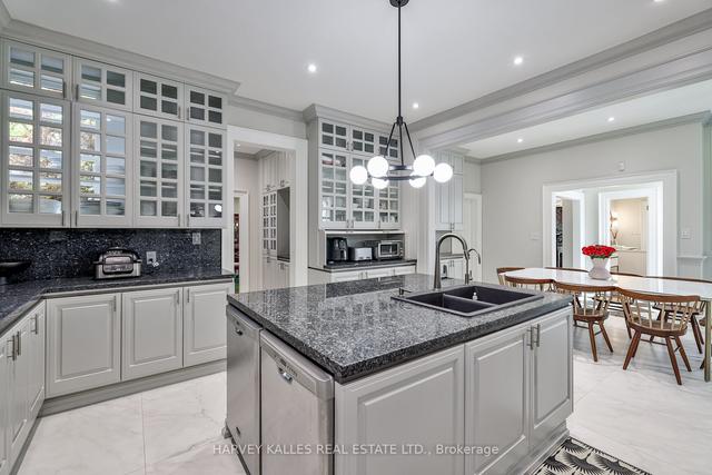 60 Dunvegan Rd, House detached with 7 bedrooms, 9 bathrooms and 10 parking in Toronto ON | Image 7