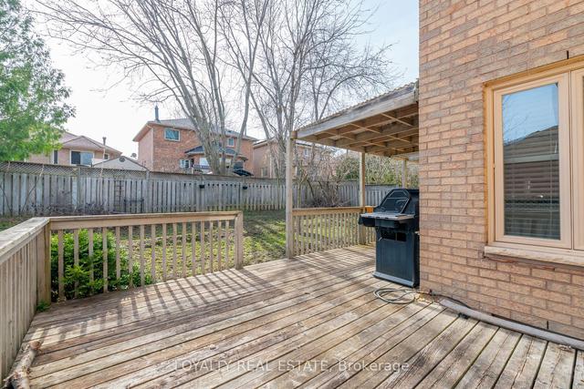 24 Neelands St, House detached with 4 bedrooms, 3 bathrooms and 4 parking in Barrie ON | Image 14