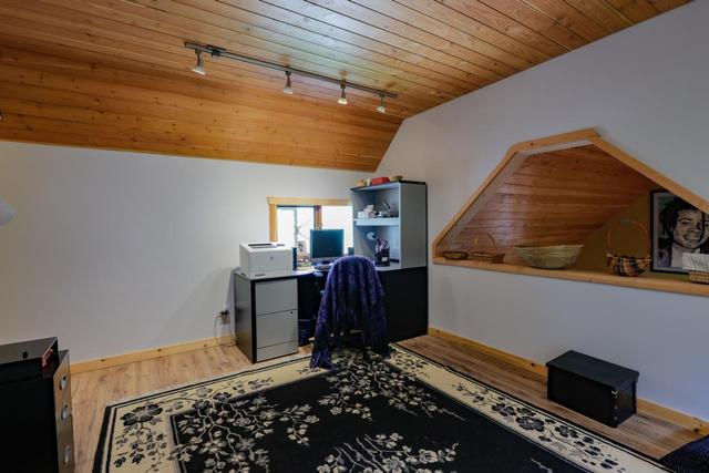 8496 B Procter East Road, House detached with 3 bedrooms, 2 bathrooms and null parking in Central Kootenay E BC | Image 23