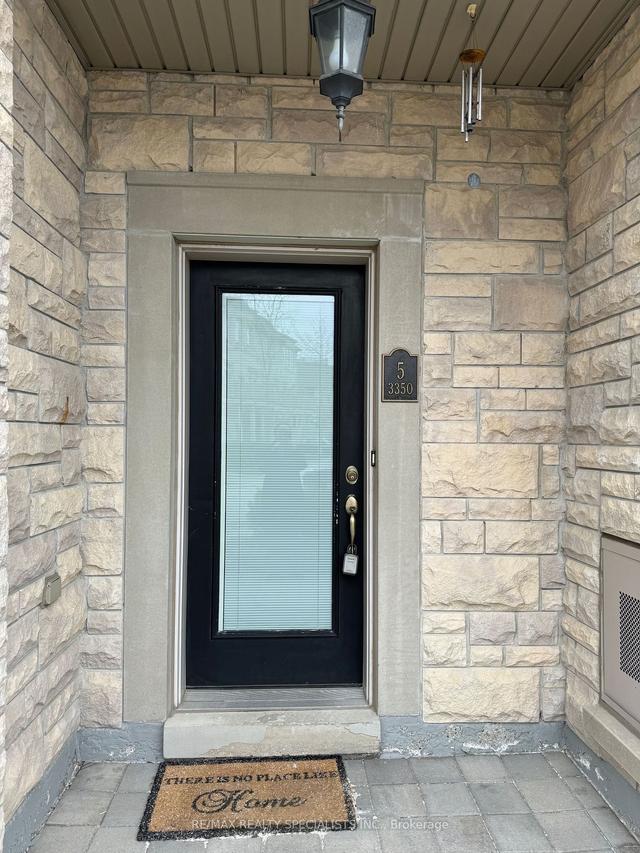 5 - 3350 Thomas St, Townhouse with 3 bedrooms, 4 bathrooms and 2 parking in Mississauga ON | Image 1