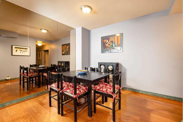928 - 65 Scadding Ave, Condo with 2 bedrooms, 2 bathrooms and 1 parking in Toronto ON | Image 4