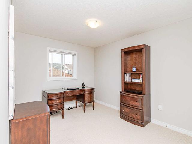 706 Victoria Rd, House attached with 3 bedrooms, 4 bathrooms and 2 parking in Guelph ON | Image 14