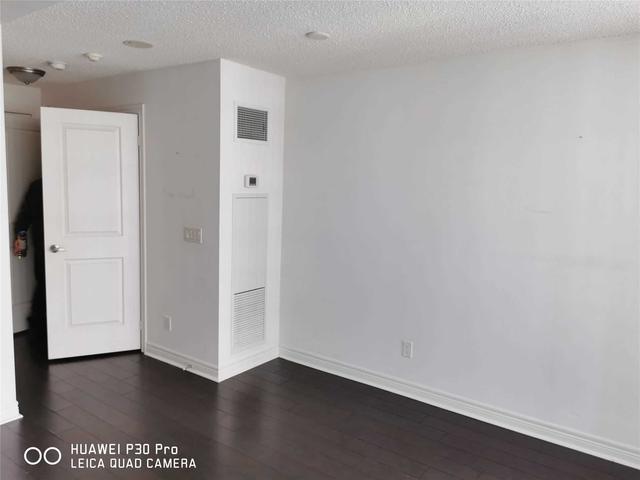 1405 - 50 Town Centre Crt W, Condo with 0 bedrooms, 1 bathrooms and 0 parking in Toronto ON | Image 12