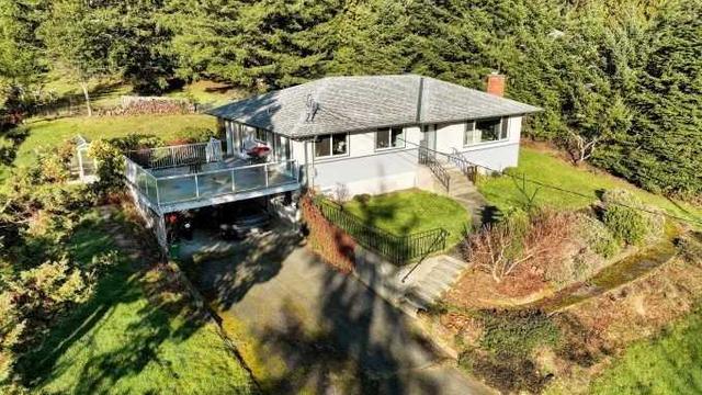 5520 Alderley Rd, House detached with 3 bedrooms, 2 bathrooms and 4 parking in Saanich BC | Image 1